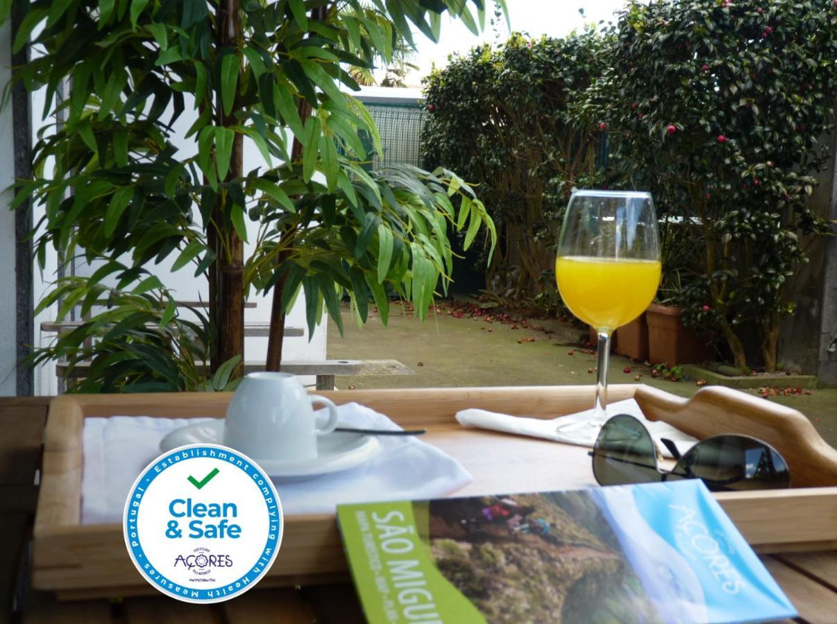 Azores Holidays House -B&B - Suites - Self Check-In Keyboard Ponta Delgada Esterno foto