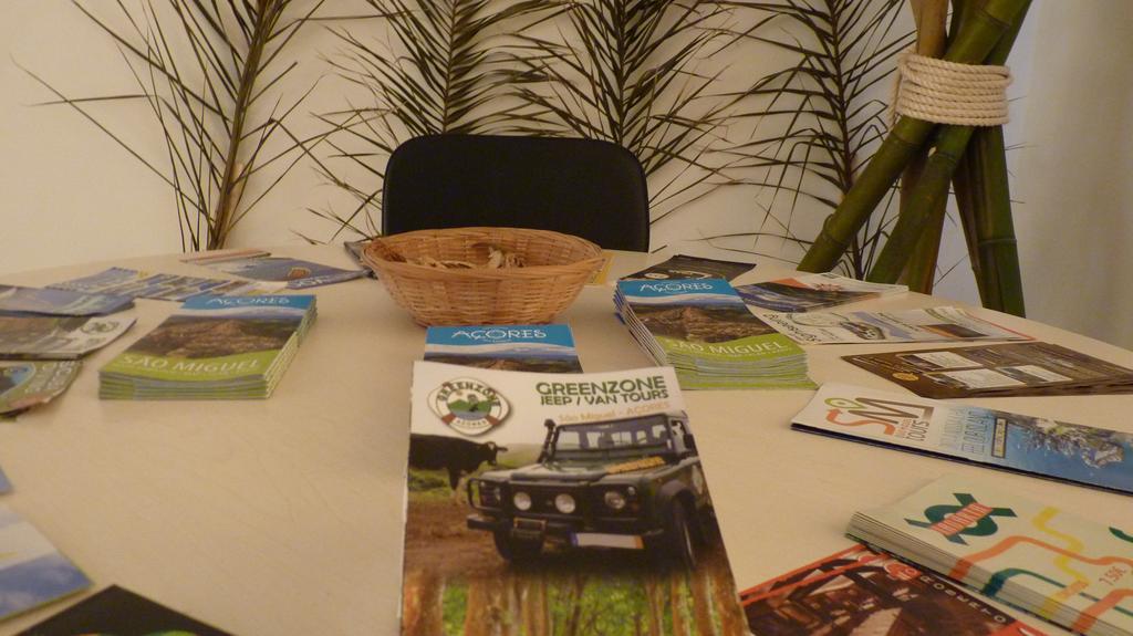 Azores Holidays House -B&B - Suites - Self Check-In Keyboard Ponta Delgada Esterno foto